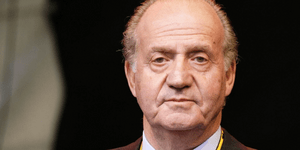 Τέλος και επισήμως από τον ισπανικό θρόνο ο Χουάν Κάρλος -Ροζ και οικονομικά σκά