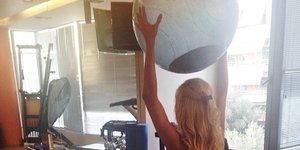 Η Κατερίνα Καινούργιου «καυτό» σορτσάκι «λιώνει» στην γυμναστική [εικόνα]