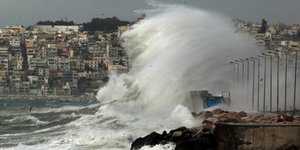 Η κακοκαιρία φέρνει καταιγίδες και σκόνη από την Σαχάρα