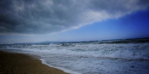 Βροχές σε αρκετές περιοχές την Πέμπτη (Φωτογραφία: EUROKINISSI/ ΓΙΩΡΓΟΣ ΚΟΝΤΑΡΙΝΗΣ)