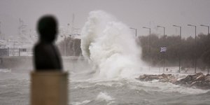Η κακοκαιρία χτυπά τη χώρα /Φωτογραφία: Intime News