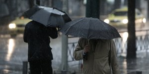 Βροχή στην Αθήνα (Φωτογραφία: George Vitsaras / SOOC)