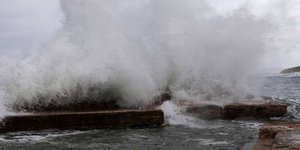 Στο έλεος της κακοκαιρίας η Βόρεια Ελλάδα -Αποφεύχθηκε τραγωδία στη Χαλκιδική [ε