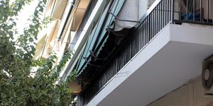 Εξέλιξη-σοκ στην υπόθεση του θανάτου μάνας και γιου από πυρκαγιά στην Καλλιθέα-Ο