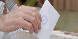 Δημοσκόπηση VPRC: ΝΔ:22% ΠΑΣΟΚ 14