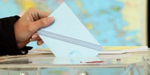 Public Issue: Πρωτιά για ΣΥΡΙΖΑ με 31
