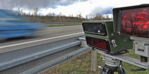 Τι ταχύτητα πρέπει να πιάσει ένα αυτοκίνητο για να μην το πιάσουν οι κάμερες της