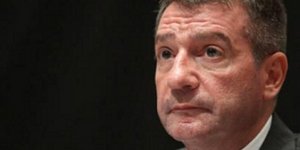 Υπάλληλοι τοπικής αυτοδιοίκησης έδειραν τον Γιώργο Καμίνη