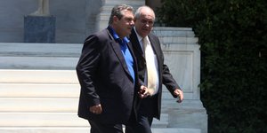 Πάνος Καμμένος και Τέρενς Κουίκ σε... πόλεμο /Φωτογραφία: EUROKINISSI