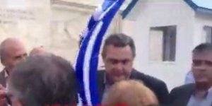 Οι απόστρατοι αποδοκίμασαν τον Πάνο Καμμένο [βίντεο]