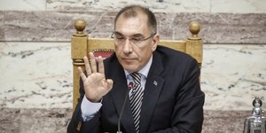 Ο Δημήτρης Καμμένος στο προεδρείο της Βουλής- Eurokinissi/ΚΟΝΤΑΡΙΝΗΣ ΓΙΩΡΓΟΣ