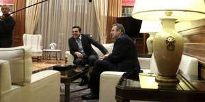 Η “λύση” του Σκοπιανού απομακρύνεται