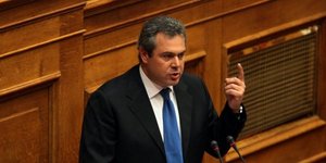 ΑΟΖ... καρμπονάρα τα έκανε ο Καμμένος στη Βουλή - Μπέρδεψε τους υδρογονάνθρακες
