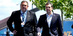 Ο Πάνος Καμμένος με τον Αλέξη Τσίπρα/ Φωτογραφία: EUROKINISSI/ ΓΡΑΦΕΙΟ ΤΥΠΟΥ ΥΠ.ΕΘΝΙΚΗΣ ΑΜΥΝΑΣ