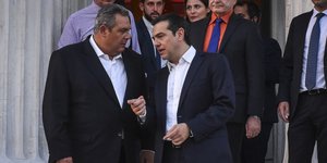 Ο Πάνος Καμμένος με τον Αλέξη Τσίπρα/ Φωτογραφία: EUROKINISSI- ΤΑΤΙΑΝΑ ΜΠΟΛΑΡΗ