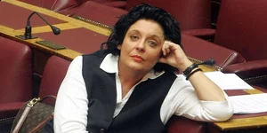 Λιάνα Κανέλλη: «Εγώ είμαι ο μαλ...ς της παρέας;» [βίντεο] 