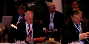 Η αλήθεια για την Σύνοδο των Καννών: Πως φτάσαμε από το δημοψήφισμα στην κυβέρνη