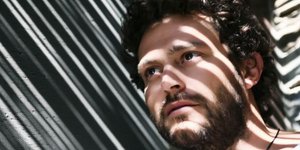 Τι κοινό έχει ο Γιώργος Καραμίχος με το Ρόμπερτ ντε Νίρο και το Μάρλο Μπράντο