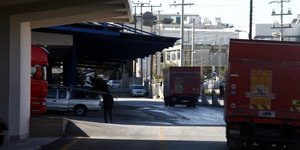 Φορτηγό της εταιρείας Καραμολέγκος/Φωτογραφία: Eurokinissi