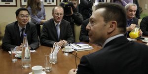 Τελικά τι είπαν οι ελεγκτές της Τρόικα: Τέλος σε αυτό το μοντέλο – Παράθυρο για