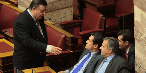 Βορίδης: Αν ο Καρατζαφέρης συνεχίσε θα τον πάω στα δικαστήρια