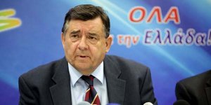 Καρατζαφέρης: «Δεν έχω 270.000 ευρώ να δώσω για δημοσκόπησεις»