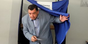 Καρατζαφέρης: Ψηφίστε με πατριωτική συνείδηση