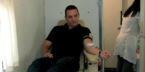 Η Χρυσή Αυγή συνεχίζουν τις προκλήσεις -Προετοιμάζει αιμοδοσία «μόνο για Έλληνες