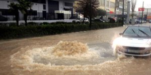 Στην Αθήνα της ταλαιπωρίας -Χάος στους δρόμους -Ποιοι δρόμοι πλημμύρισαν