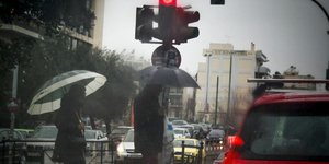 Βροχές και καταιγίδες σήμερα (Φωτογραφία: EUROKINISSI/ΓΙΩΡΓΟΣ ΚΟΝΤΑΡΙΝΗΣ)