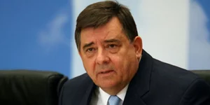 Καρατζαφέρης: Ο λαός να ψηφίσει με γνώμονα τη λογική και όχι με θυμό