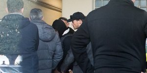 κατηγορούμενοι για τη δολοφονία της 21χρονης/Φωτογραφία: IntimeNews