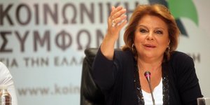 Κατσέλη: Βενιζέλος και Σαμαράς έχουν συμφωνήσει σε νέες μειώσεις μισθών
