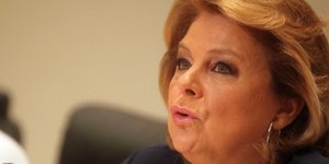 Κατσέλη: Ο Μιχελάκης λειτουργεί σαν φερέφωνο του ΠΑΣΟΚ