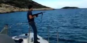 ΕΔΕ για τον λιμενικό που πυροβολούσε αγριοκάτσικα σε νησίδα [βίντεο]