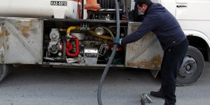 Μπαράζ ελέγχων του ΣΔΟΕ στα σύνορα εν όψει πετρελαίου θέρμανσης
