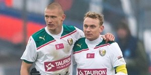 Πανέμορφο γκολ μέσου με τρομερό σουτ από απόσταση [βίντεο]