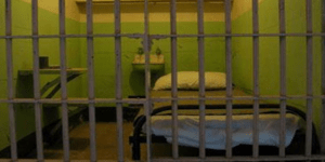 Το Εξπρές του Μεσονυκτίου σε φυλακές τις Κύπρου -Καταγγελίες από κρατούμενους γι