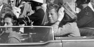 Η στιγμή της δολοφονίας του Τζον Φιτζέραλντ Κένεντι. Φωτογραφία: AP