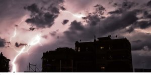 Η «Πηνελόπη» έφερε πάνω από 16.200 κεραυνούς και 30 εκατοστά χιόνια /Φωτογραφία: Εurokinissi