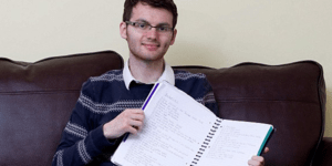 Εχει λίγους μήνες ζωής κι όμως μαζεύει χρήματα για φιλανθρωπίες: Απίστευτη δύναμ