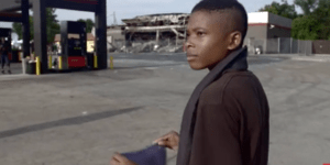 Οι διαδηλώσεις στο Φέργκιουσον μέσα από τα μάτια των εφήβων [βίντεο]