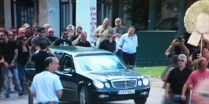 Οι δημοτικοί αστυνομικοί πάνε με νεκροφόρα στο υπουργείο Διοικητικής Μεταρρύθμισ