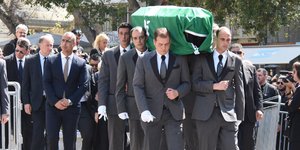 Το τελευταίο αντίο στον «τυφώνα» / Φωτογραφία: Eurokinissi