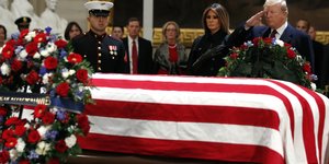 Δημόσιο προσκύνημα