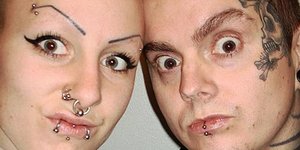 Κανίβαλος θα παντρευτεί αιμοσταγή δολοφόνο- σατανίστρια [εικόνες] 