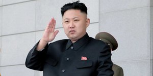 Το σατιρικό βίντεο που έκανε έξαλλο τον Κιμ Γιονγκ-ουν -Τρέχει στους αγρούς κρατ
