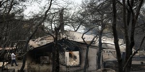 πυρκαγιά στην Κινέτα/Φωτογραφία: Eurokinissi/ΜΙΧΑΛΗΣ ΚΑΡΑΓΙΑΝΝΗΣ