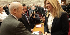 Ο Κώστας Σημίτης έδωσε το παρών (Φωτογραφία: EUROKINISSI/ ΧΡΗΣΤΟΣ ΜΠΟΝΗΣ)