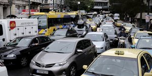 Ερχονται πρόστιμα έως 250 ευρώ για τα ανασφάλιστα οχήματα -Τα ποσά /Φωτογραφία: Intime News